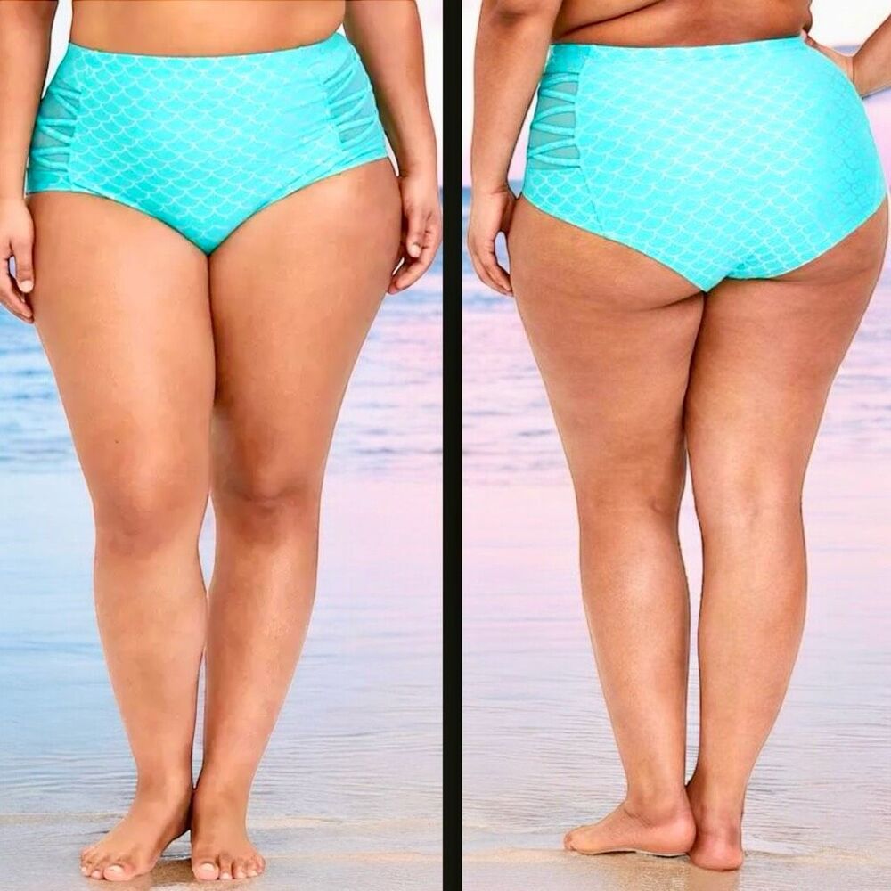Torrid Disney The Little Mermaid Ariel Purple Wireless Bikini Top & Swim Bottom - Picture 4 of 14